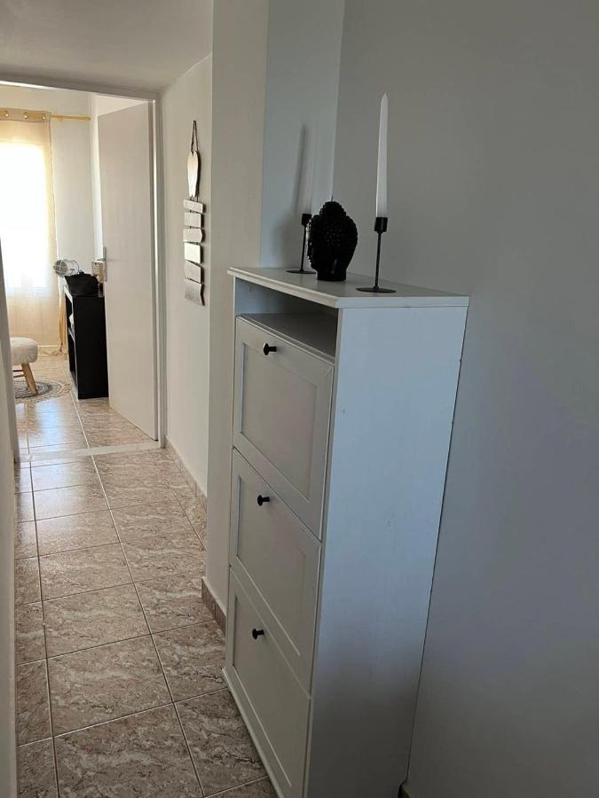 Beach Apartment Edem First Floor Perivolos  Eksteriør bilde