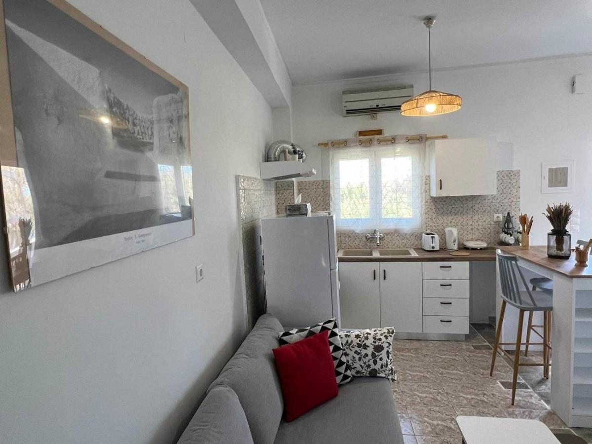 Beach Apartment Edem First Floor Perivolos  Eksteriør bilde